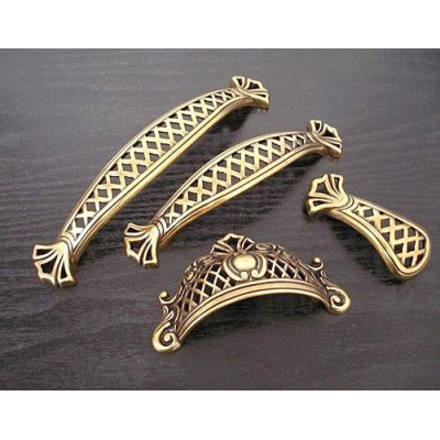 R-15133.070.07 / Uchwyt metalowy