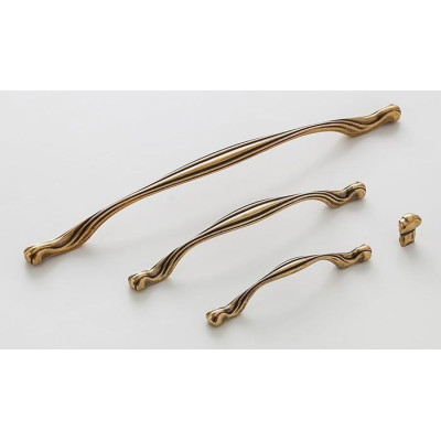 R-15179.128.07  / Uchwyt meblowy