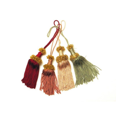 R-POM 3 / Chwost do kluczy kremowy