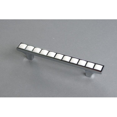 G31-CD3022.096.BK / Uchwyt meblowy 96 biały