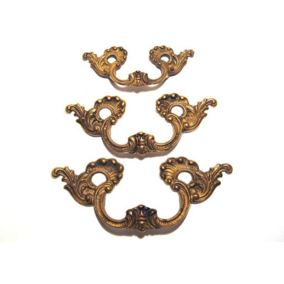 OM 016.A / Uchwyt mosiężny 136 x 54 mm