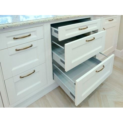 R-15063.128.09 / Uchwyt meblowy